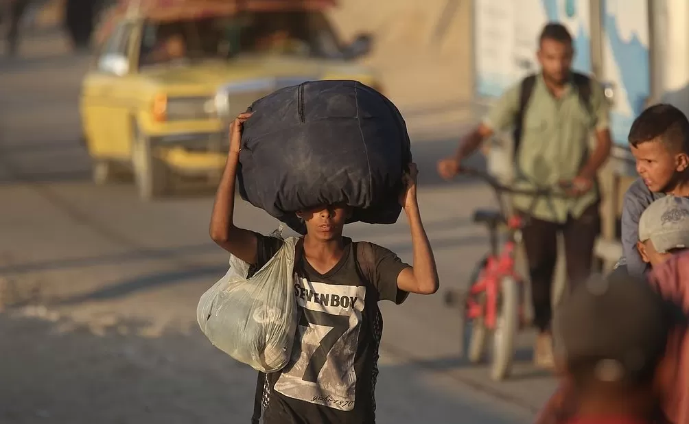 第1现场｜“坚如磐石”的到访与 “不知去哪”的逃亡-第9张图片-