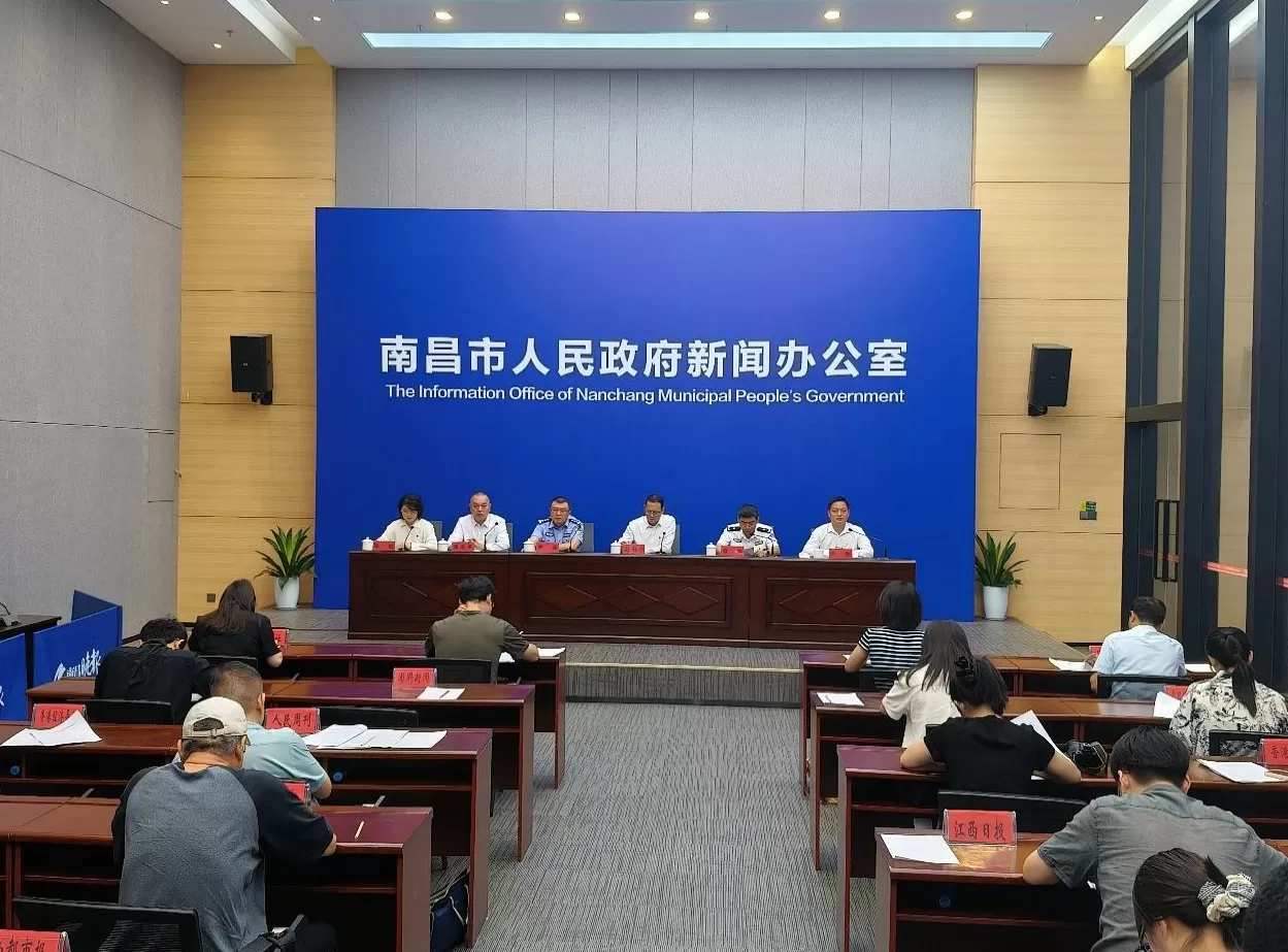 南昌再邀游客共赴国庆“烟花之约”，打造城市主题沉浸式烟花秀-第1张图片-