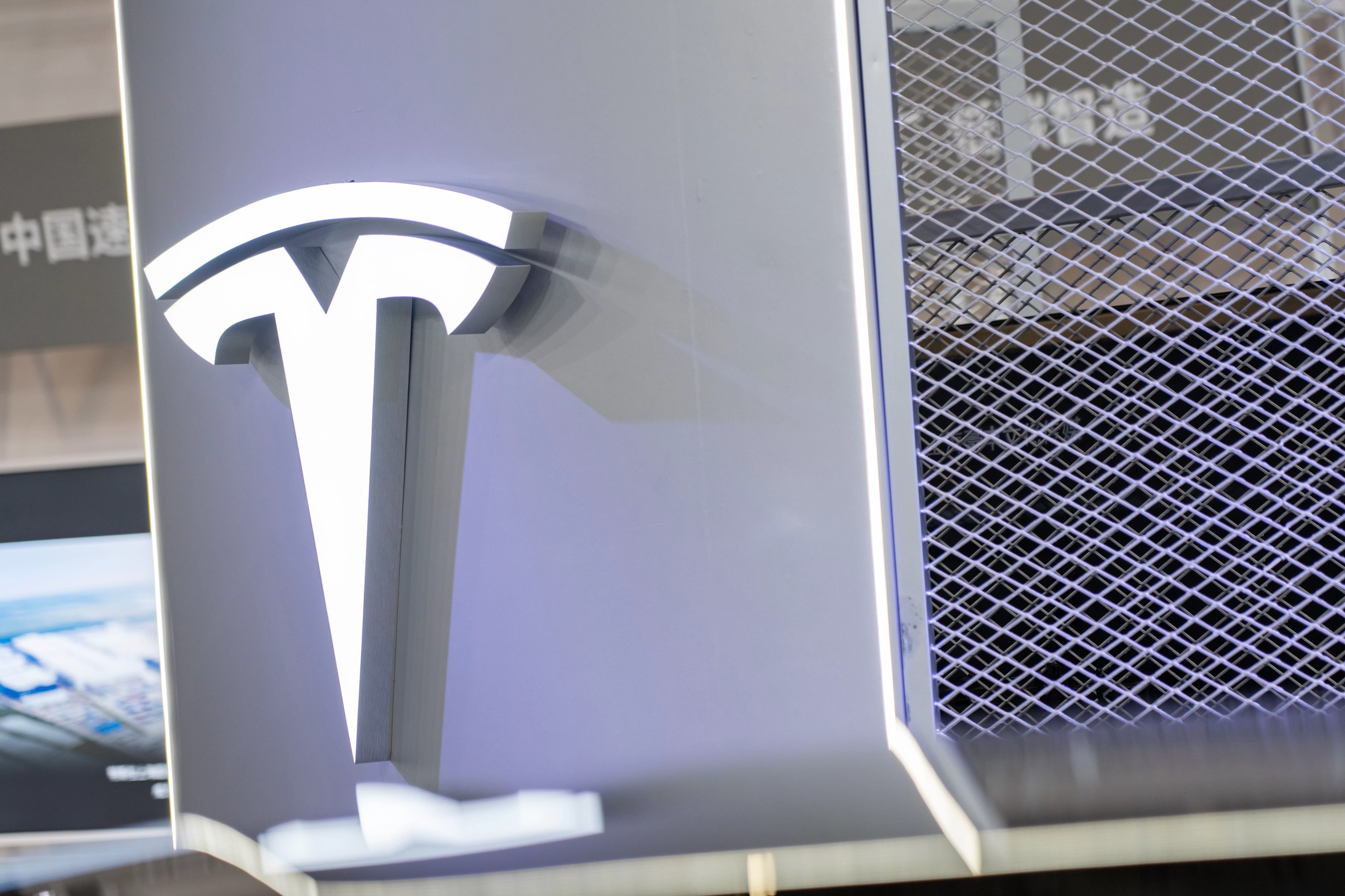 马斯克斥资10亿美元增持,特斯拉盘前大涨-第2张图片- 马斯克斥资10亿美元增持,特斯拉盘前大涨-第2张图片-