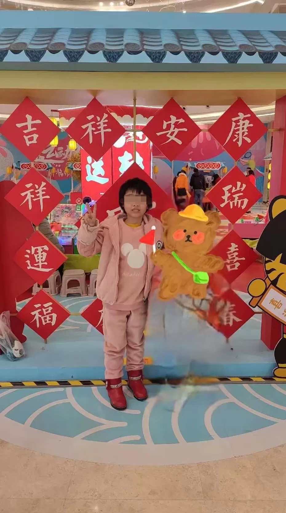 12岁女孩被继母虐待致死案二审将开庭生母痛哭望严判生父-第1张图片-