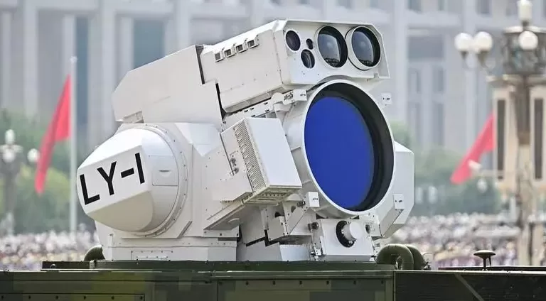 阅兵上的激光武器，背后藏着中国制造业崛起的关键-第1张图片-