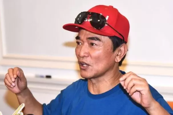 江祖平控诉被性侵，小22岁前男友正式被带走调查，检方到其家中搜证-第8张图片-