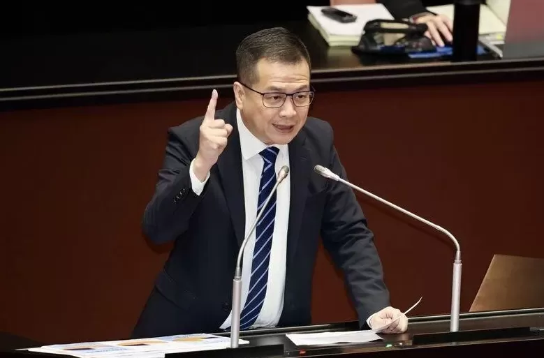 国民党主席选举三人已领表参选,她的民调最高-第2张图片- 国民党主席选举三人已领表参选,她的民调最高-第2张图片-