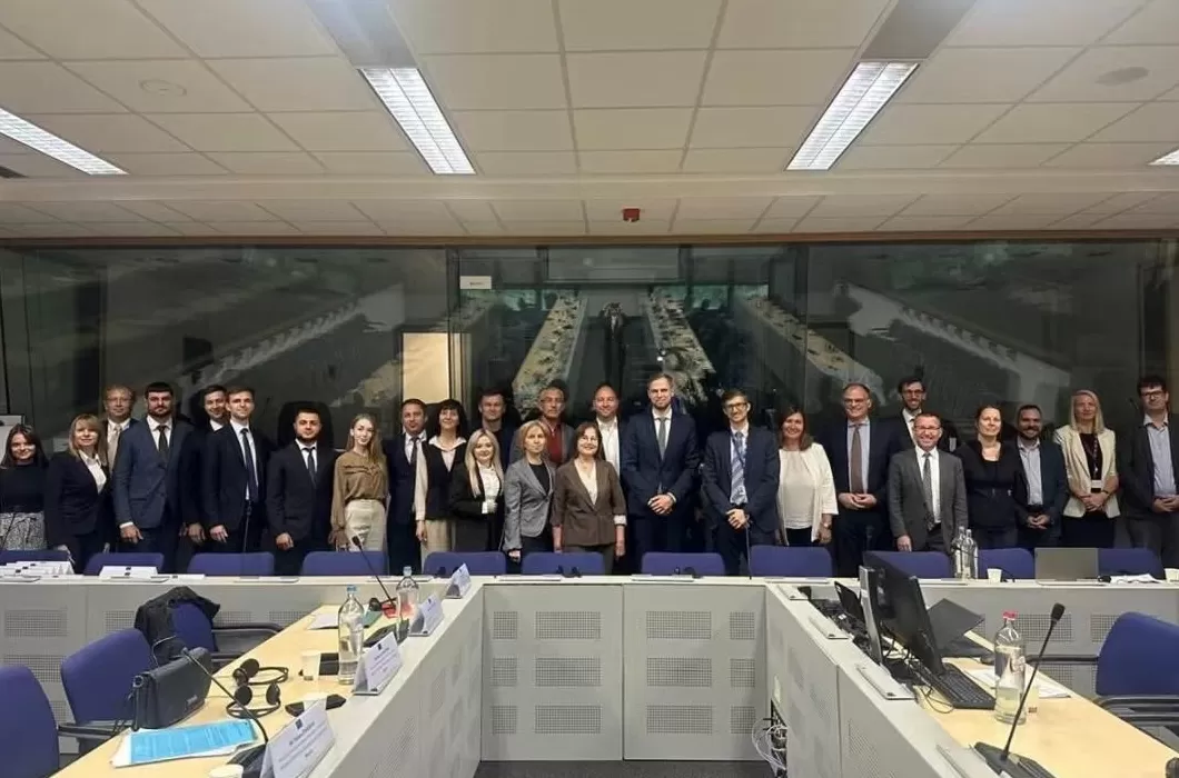 乌克兰加入欧盟谈判审查全部结束-第1张图片-