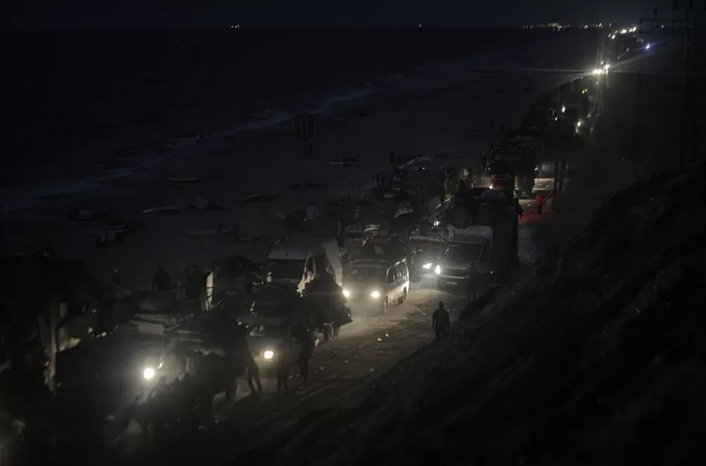 第1现场｜以色列坦克已攻入加沙城，巴勒斯坦民众彻夜逃离-第1张图片-