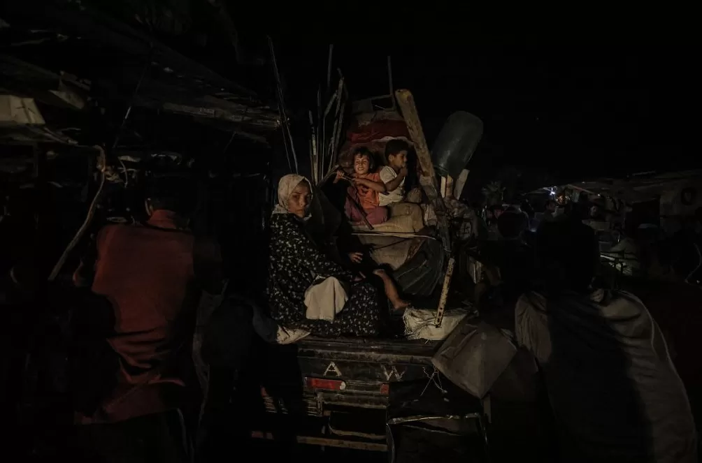 第1现场｜以色列坦克已攻入加沙城，巴勒斯坦民众彻夜逃离-第5张图片-