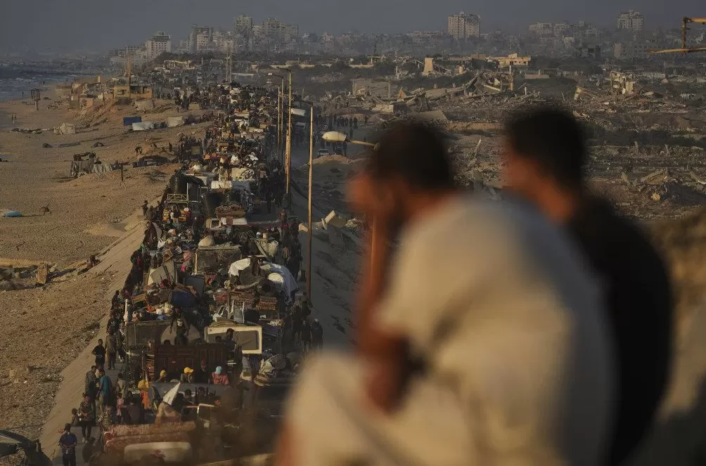 第1现场｜以色列坦克已攻入加沙城，巴勒斯坦民众彻夜逃离-第11张图片-