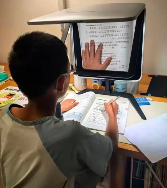 近视焦虑的家长，用5000元买了两面镜子-第2张图片-