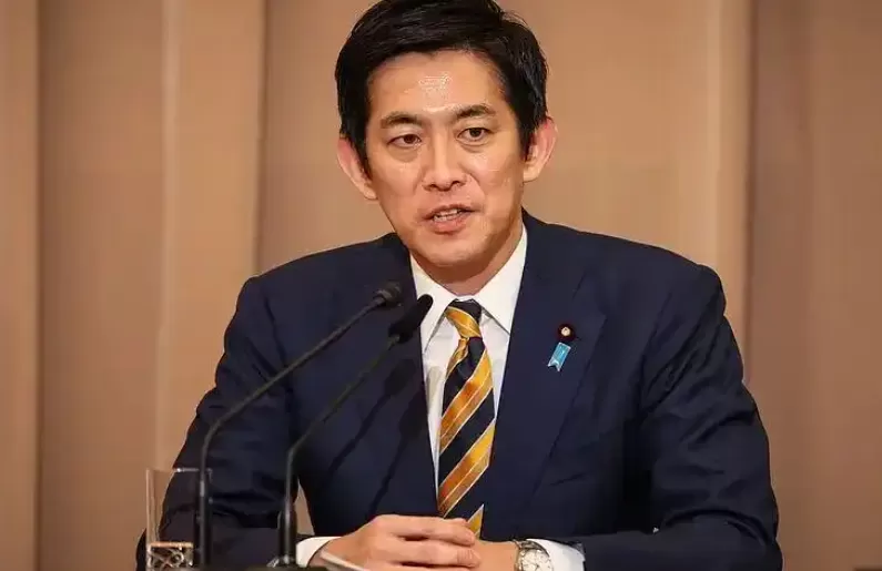 又一人正式宣布参选，日本自民党新总裁选战持续升温-第1张图片-