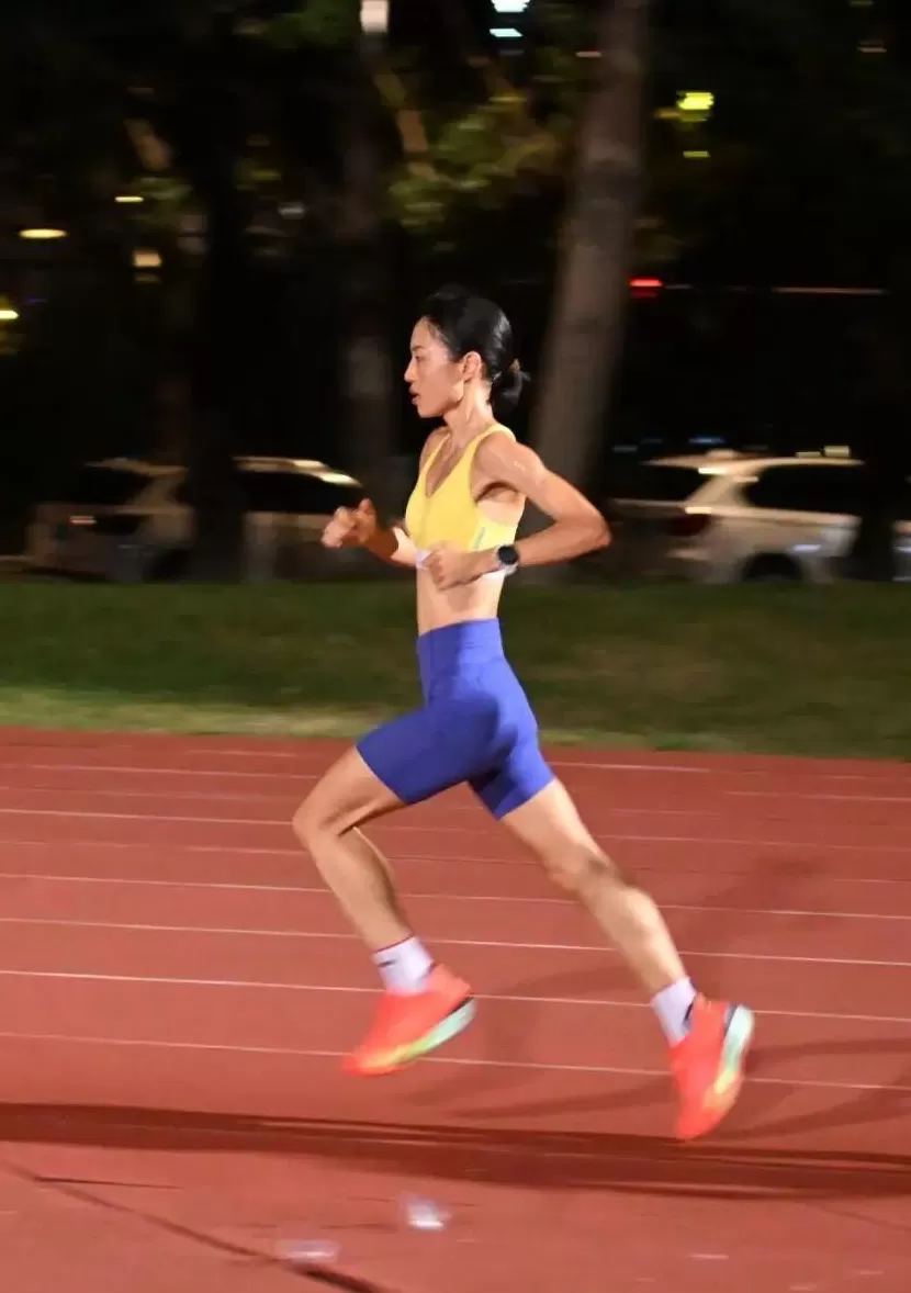 拿到8万美元奖励？为什么不全职跑马？独家专访“最快护士”张水华-第1张图片-