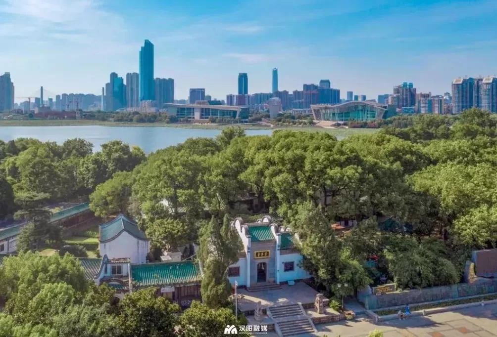 湖北支点建设三维突破:锻造新引擎,夯实硬支撑,昂扬精气神-第4张图片- 湖北支点建设三维突破:锻造新引擎,夯实硬支撑,昂扬精气神-第4张图片-