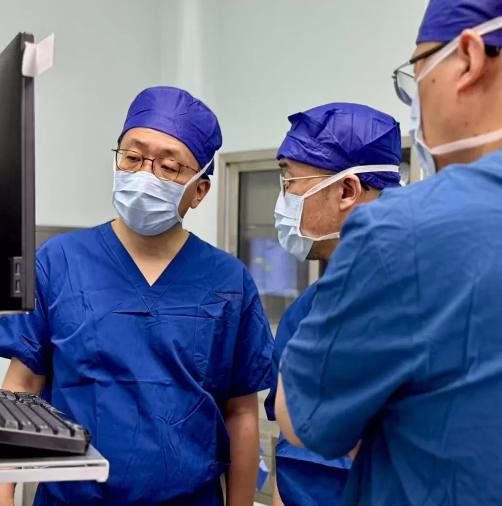 上海首例青少年双肺移植联合手术完成，13岁少女转危为安-第1张图片-