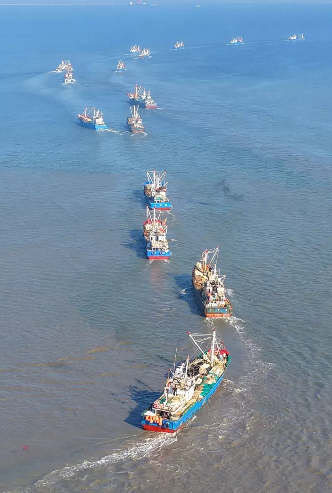 品“鲜超” 看苏超，南通1161艘渔船全面开启“耕海牧渔”之旅-第3张图片-