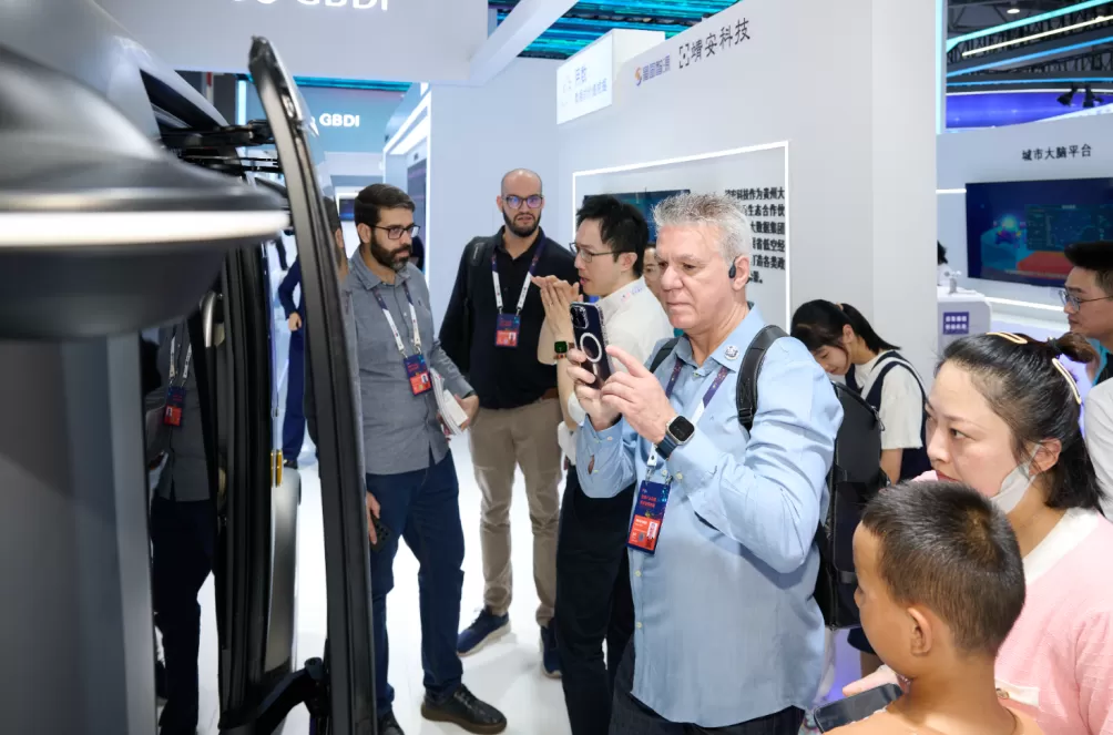 数博会观察:创新驱动,贵州大数据集团“二次创业”启新程-第16张图片- 数博会观察:创新驱动,贵州大数据集团“二次创业”启新程-第16张图片-