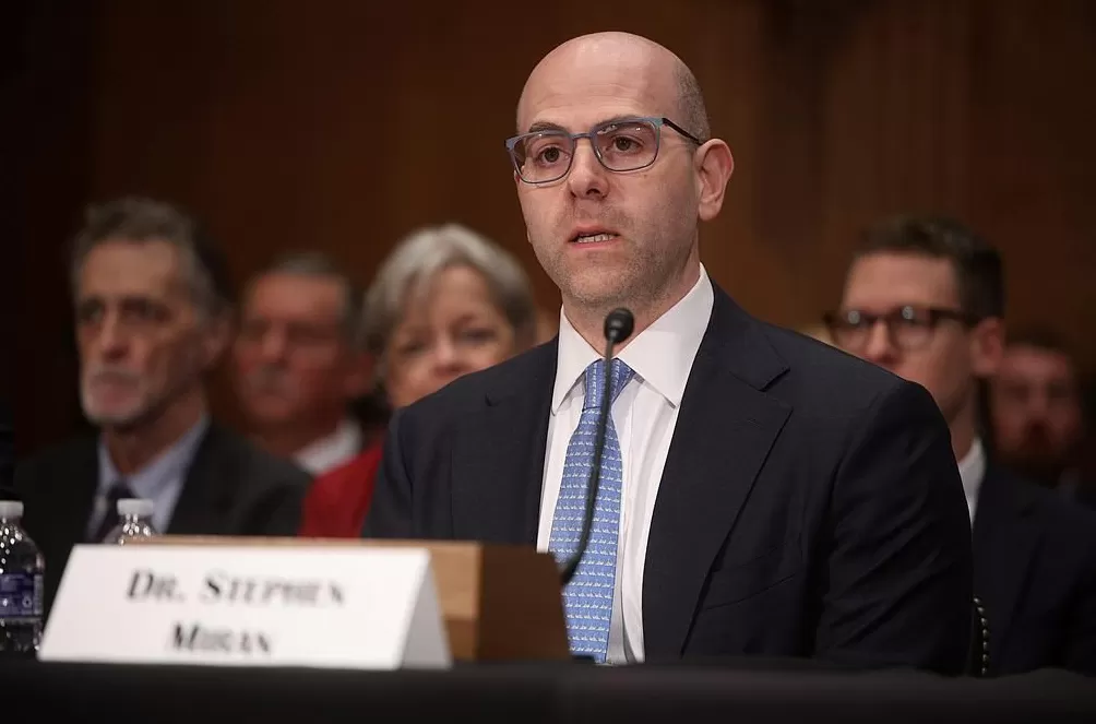 特朗普称已签署米兰入职美联储的相关文件-第1张图片-