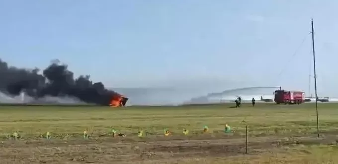 长春航展两架飞行器相撞后坠机，现场浓烟滚滚-第1张图片-