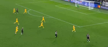 体坛联播｜皇马枪手欧冠开门红，中国女网比利·简·金杯出局-第17张图片-