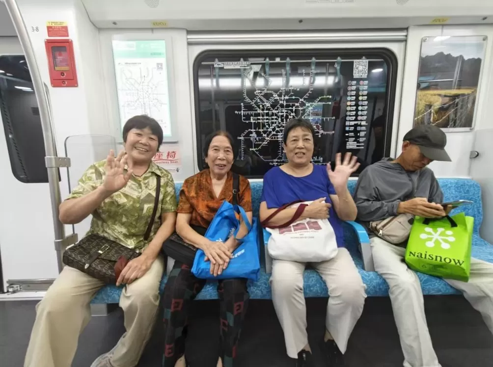 双线齐发，成都地铁运营里程突破700公里稳居全国“第一方阵”-第1张图片-