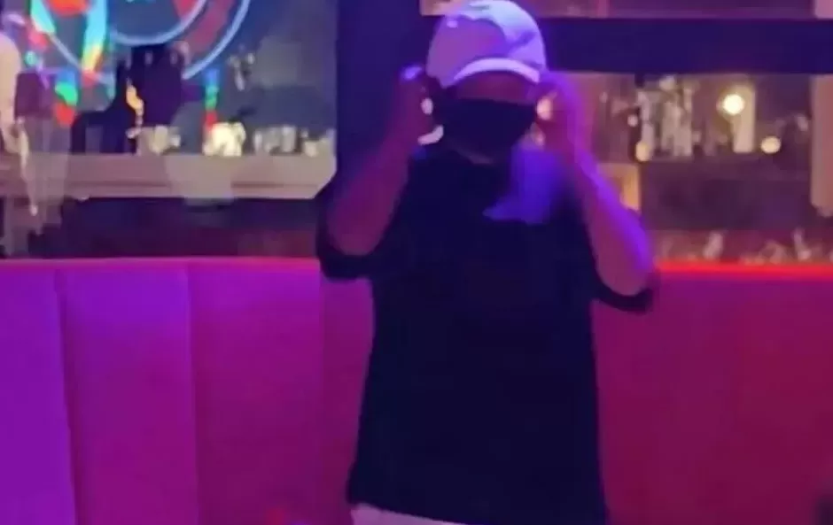 货车司机弄丢13块银砖，总价值上百万！每块悬赏2万，物流公司：1块重15公斤，外观与红砖相似-第1张图片-