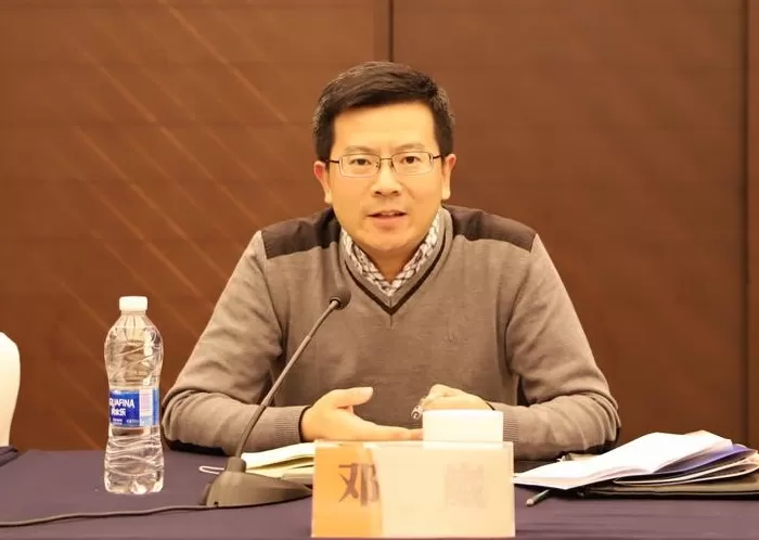 衢州市委常委邓崴履新衢州学院党委书记-第1张图片-