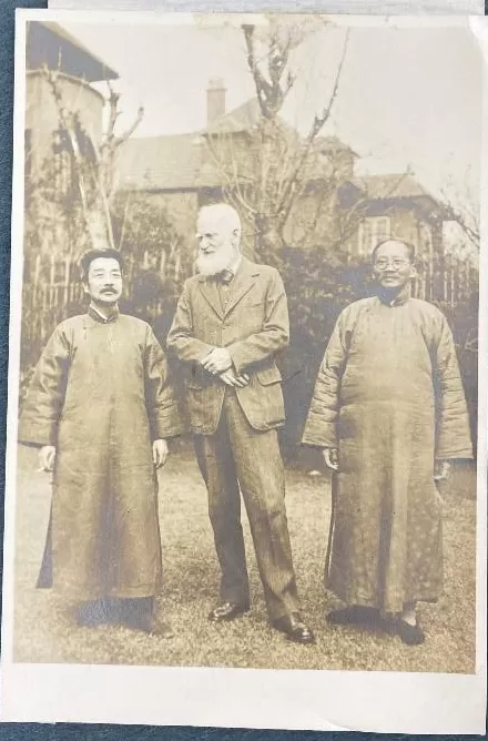 文学花边｜鲁迅和郁达夫性格迥异何以交谊至深？-第9张图片-