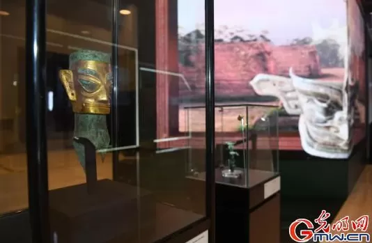 指尖触千年数字焕新生——2025年世界互联网大会文化遗产数字化精品展掠影-第3张图片-