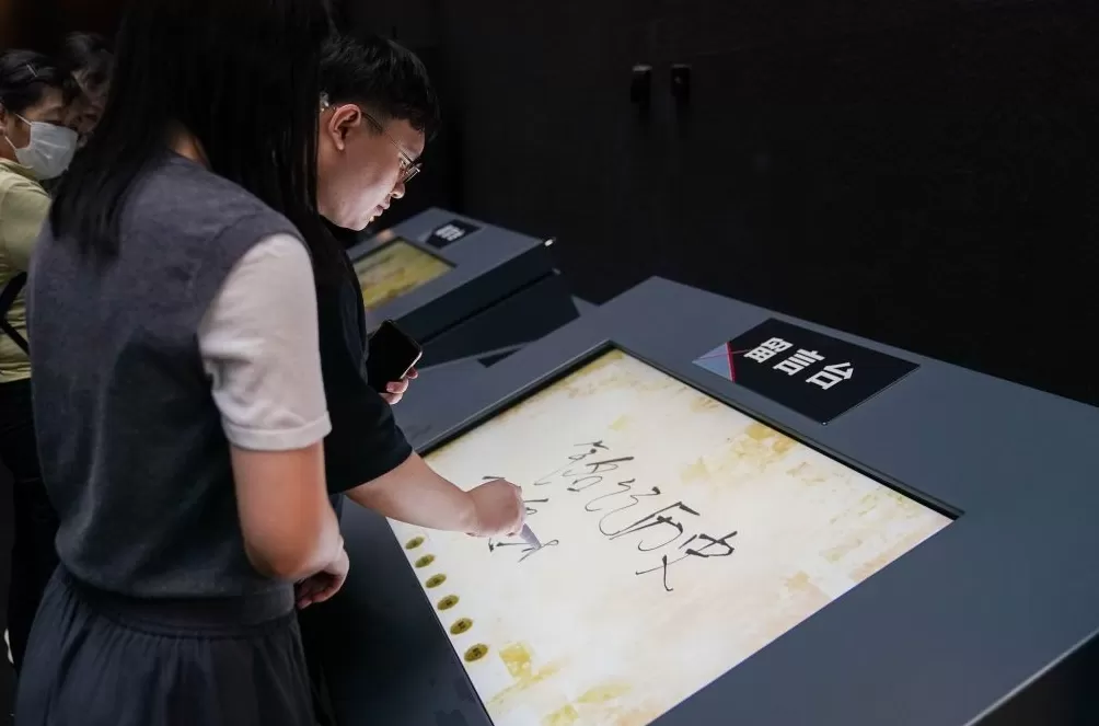 城事|《731》拍摄历程特展开幕,罪证陈列馆参观者激增-第12张图片- 城事|《731》拍摄历程特展开幕,罪证陈列馆参观者激增-第12张图片-