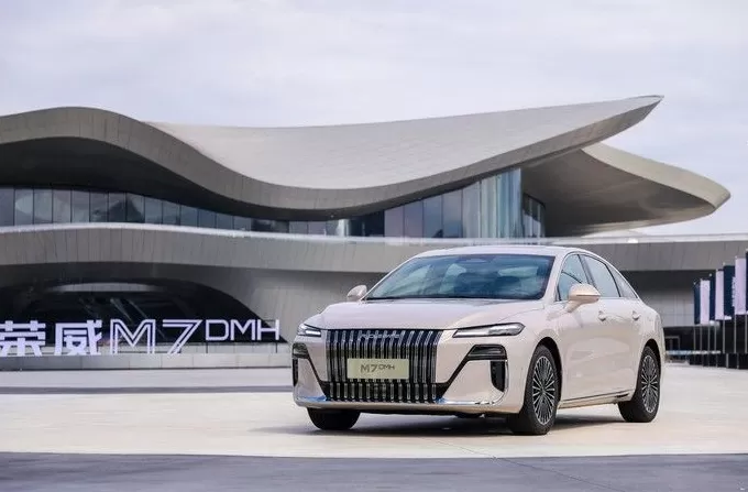 荣威M7 DMH携手豆包深度思考大模型,智能座舱进入深度思考时代-第13张图片- 荣威M7 DMH携手豆包深度思考大模型,智能座舱进入深度思考时代-第13张图片-