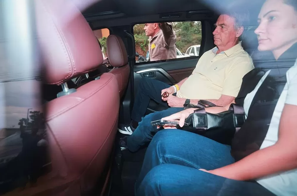 巴西前总统博索纳罗确诊皮肤癌经治疗后出院-第1张图片-