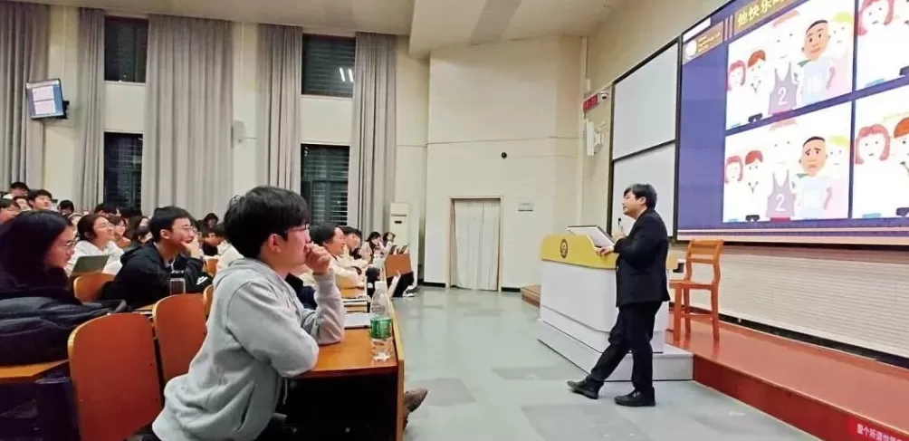 这年头，还有“早恋”这回事吗？-第2张图片-