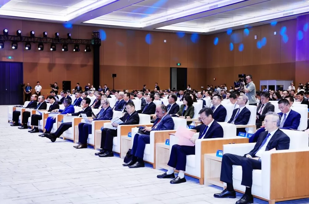 乘风破浪向未来，“丝路海运”勾勒港航贸一体化新图景‌-第3张图片-