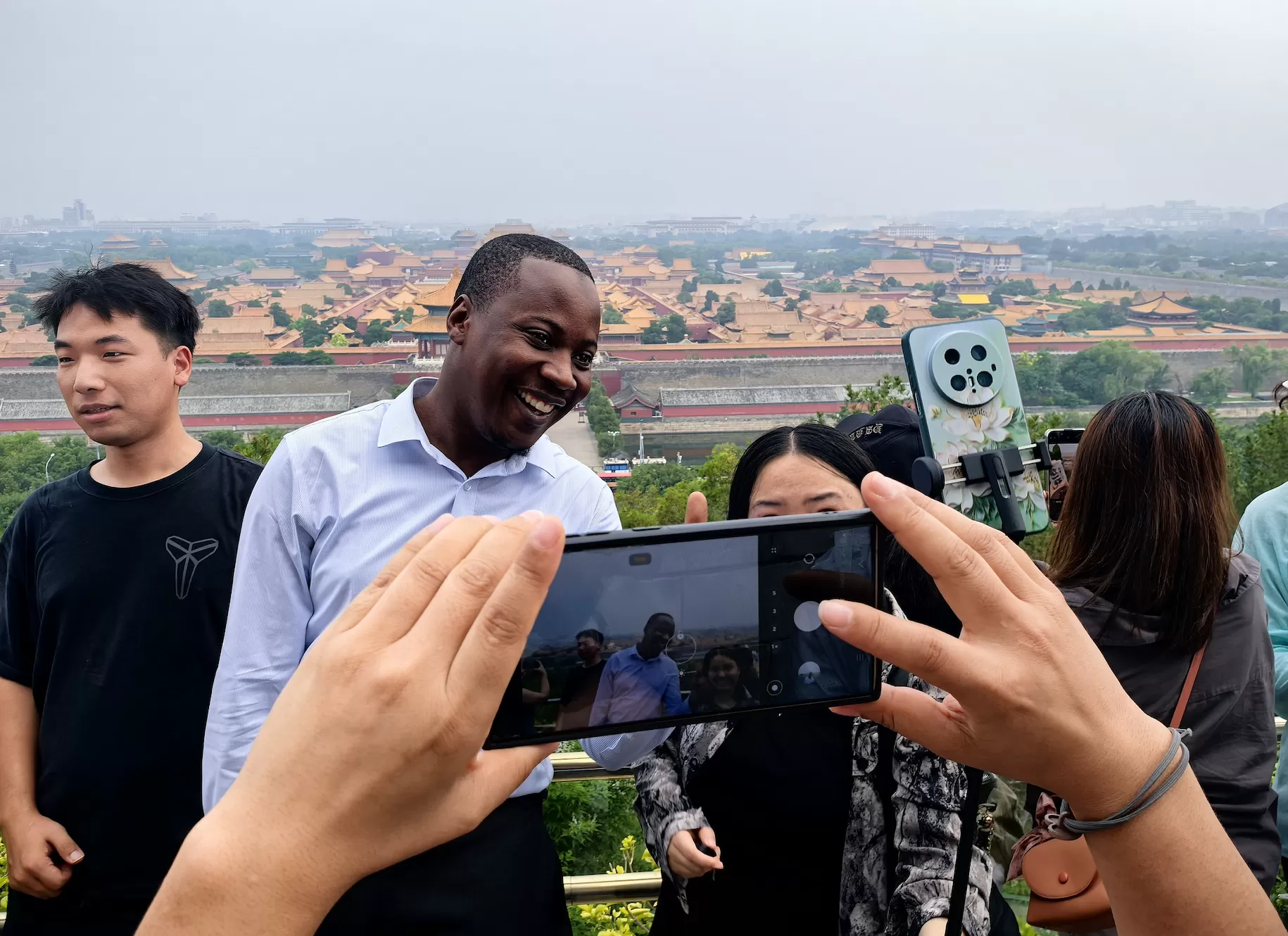 政策效应不断释放，前8个月免签入境外国人同比大幅上升超五成-第1张图片-