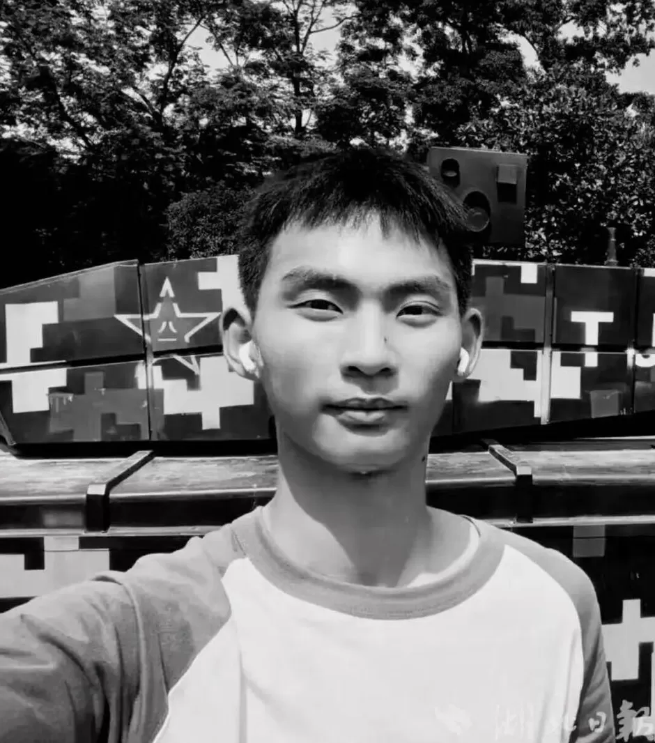 胡国涛不幸去世，年仅17岁-第8张图片-