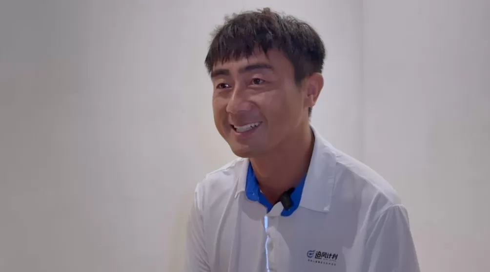 深一度｜他们为乡村足球女孩撑起一片天-第4张图片-