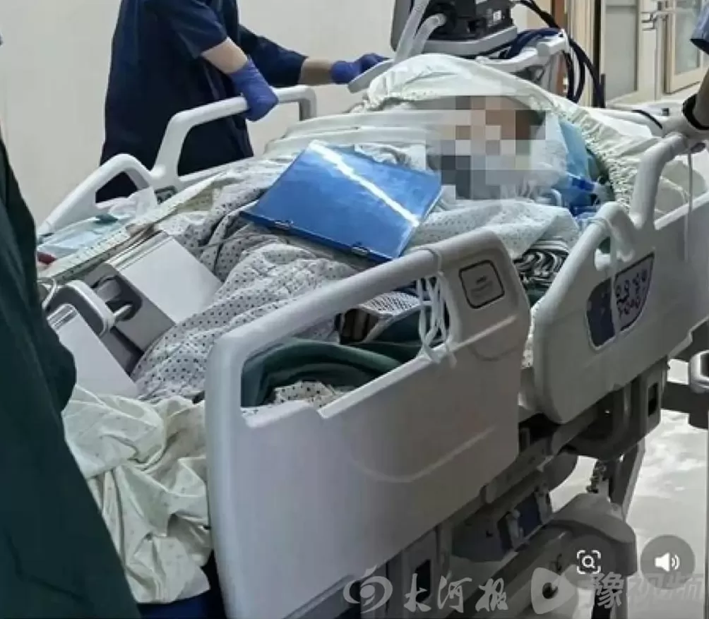 女子误踩遗弃10年的氢氟酸去世，律师：遗弃者或涉及污染环境罪，追诉时效15年-第1张图片-