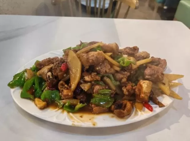 现炒美味，藏在那些不做外卖的餐厅？-第1张图片-