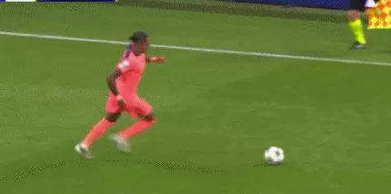 体坛联播｜曼城击败那不勒斯，拉什福德双响助巴萨开门红-第5张图片-