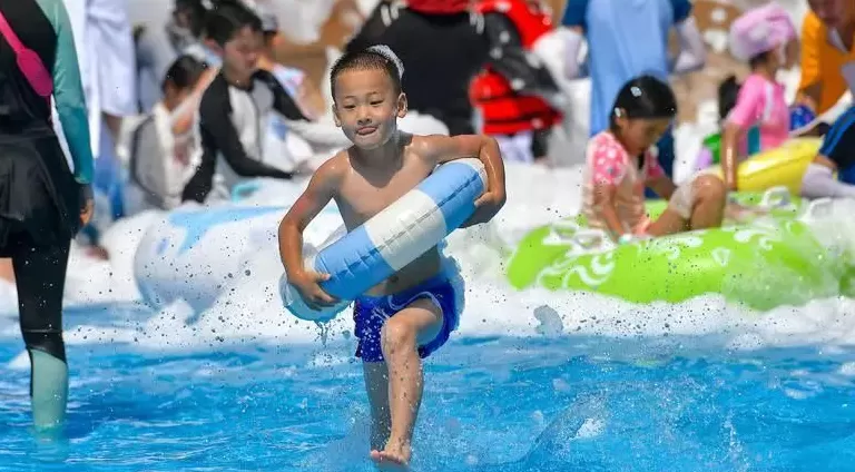 为什么很多家长痛恨孩子春秋假？-第1张图片-