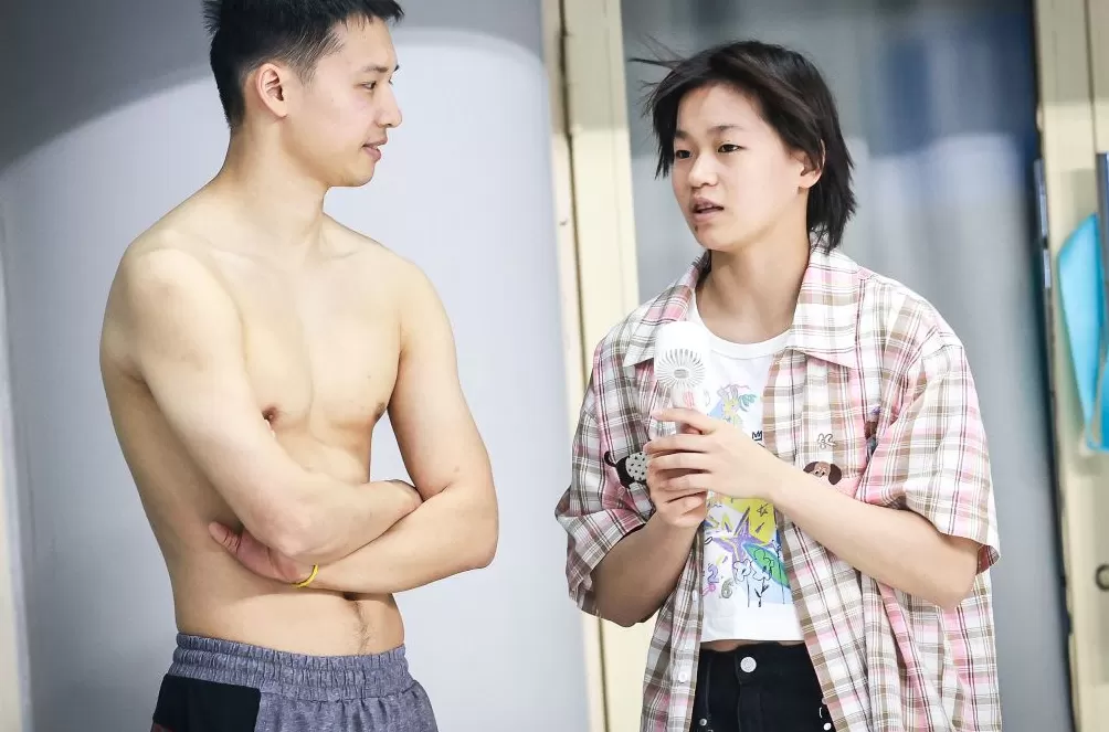 全红婵入读大学后要“退役”?知情人:正努力训练备战-第2张图片- 全红婵入读大学后要“退役”?知情人:正努力训练备战-第2张图片-