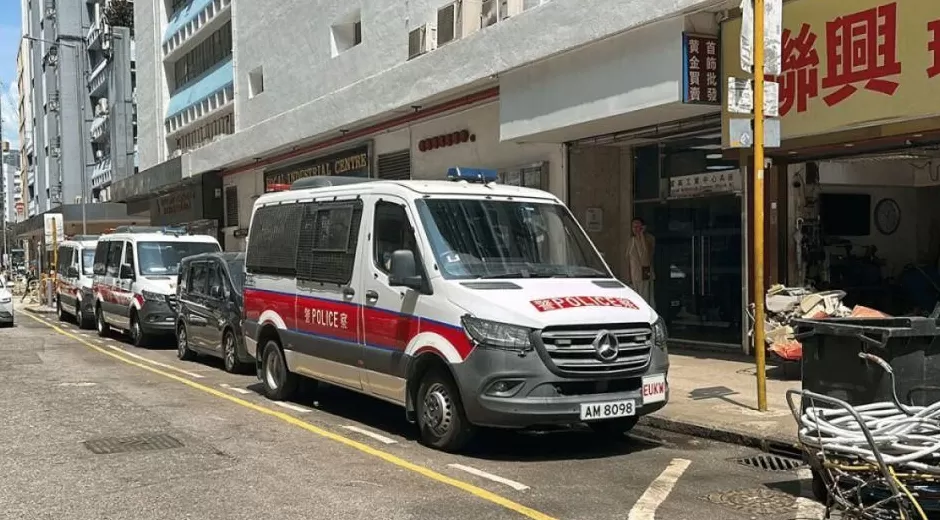 “香港黄金劫案”主谋等5人在逃，动机疑为报复前合伙人，部分案犯有黑社会背景-第2张图片-