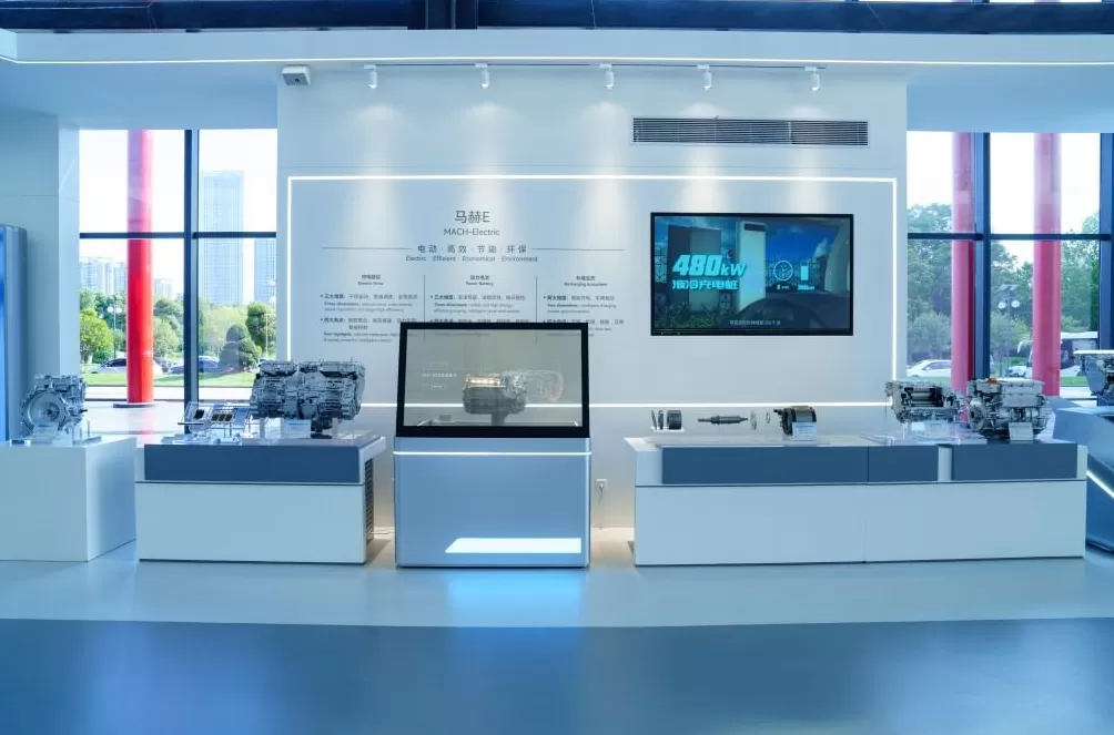 “中国车谷”里的年轻人:用工匠精神创新汽车引擎,助东风吹向全球-第3张图片- “中国车谷”里的年轻人:用工匠精神创新汽车引擎,助东风吹向全球-第3张图片-