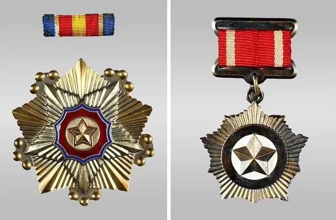 朝鲜大方展示新型无人机，金正恩很满意，还特别提到AI-第3张图片-