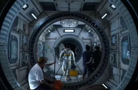 年轻科幻人，镜头转向太空｜内容生命力-第4张图片-