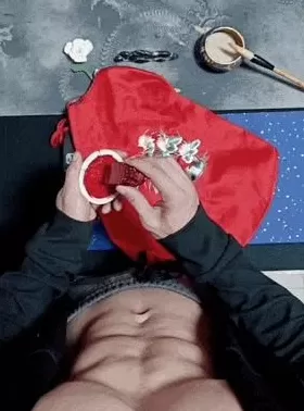 男色经济，围猎女性欲望-第9张图片-