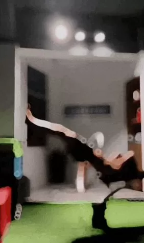 男色经济，围猎女性欲望-第8张图片-