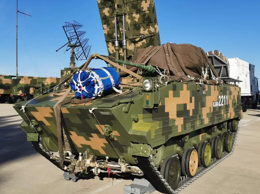 多图｜空降步兵战车、自行迫榴炮……“空降利刃”集中亮相长春航展-第1张图片-