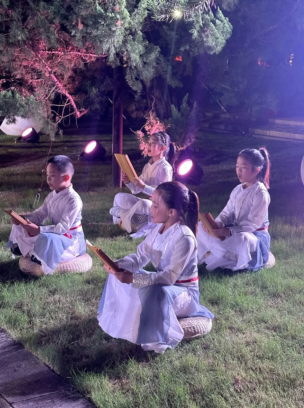 沉浸式游园贯通古今，2025年上海孔子文化节开幕-第1张图片-