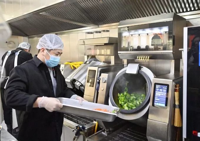 预制菜,就像我们被预制的人生|编辑部聊天室-第3张图片- 预制菜,就像我们被预制的人生|编辑部聊天室-第3张图片-