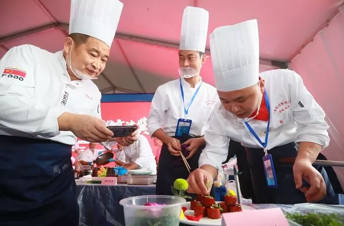 预制菜,就像我们被预制的人生|编辑部聊天室-第8张图片- 预制菜,就像我们被预制的人生|编辑部聊天室-第8张图片-