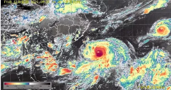 超强台风“桦加沙”来袭，强度堪比2018年“山竹”-第5张图片-